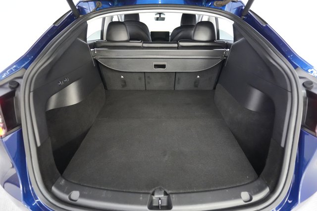 2022 Tesla Model Y — photo 6 of 28