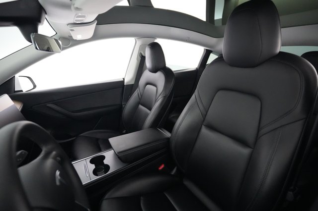 2022 Tesla Model Y — photo 3 of 21