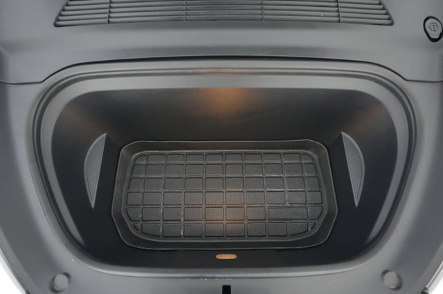 2022 Tesla Model Y — photo 20 of 21