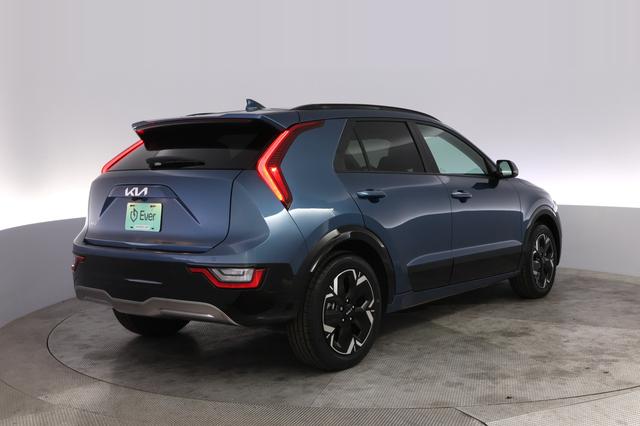 2023 Kia Niro EV — photo 2 of 23
