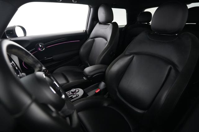 2023 MINI Cooper SE — photo 3 of 24