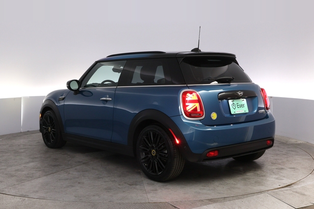 2023 MINI Cooper SE