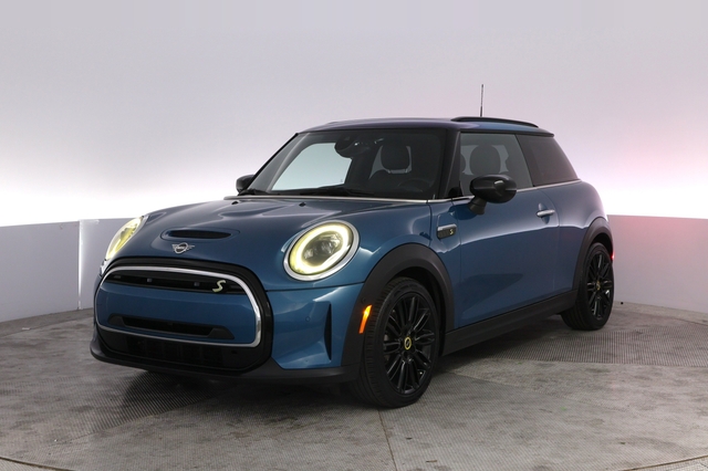 2023 MINI Cooper SE