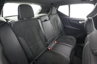 2023 Volvo XC40 Recharge — photo 4 of 26