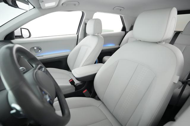2023 Hyundai IONIQ 5 — photo 3 of 25