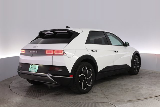 2023 Hyundai IONIQ 5 — photo 2 of 25