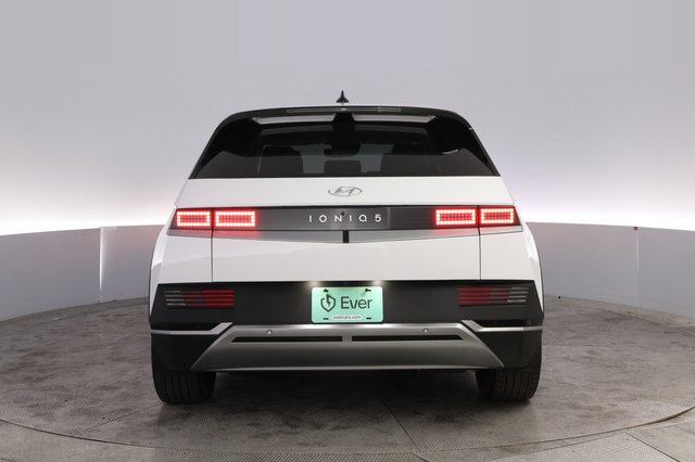 2023 Hyundai IONIQ 5 — photo 12 of 25