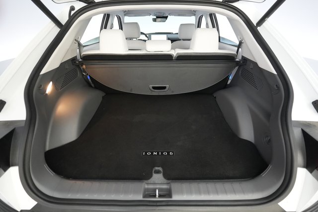 2023 Hyundai IONIQ 5 — photo 6 of 25