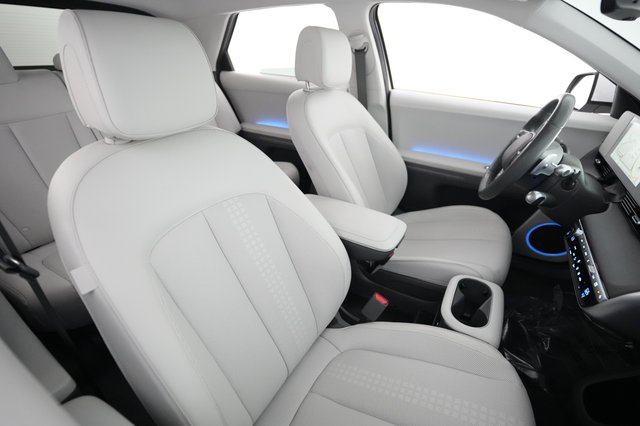 2023 Hyundai IONIQ 5 — photo 18 of 25