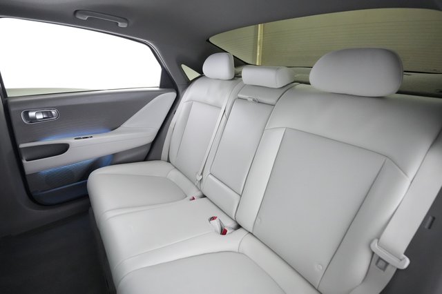 2024 Hyundai IONIQ 6 — photo 19 of 26