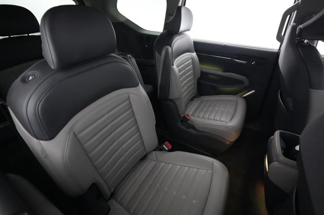 2024 Kia EV9 — photo 4 of 32