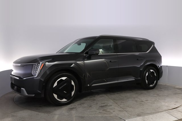2024 Kia EV9 — photo 14 of 32