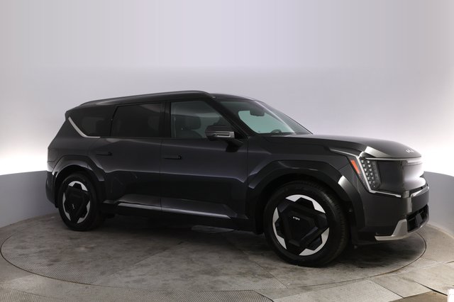 2024 Kia EV9 — photo 11 of 32