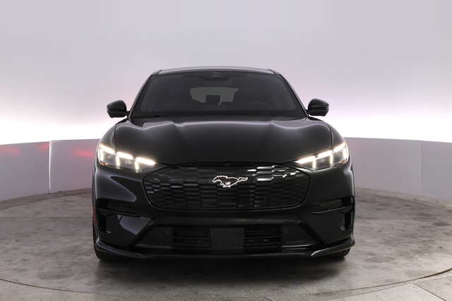 2025 Ford Mustang Mach-E
