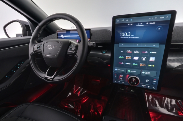 2025 Ford Mustang Mach-E