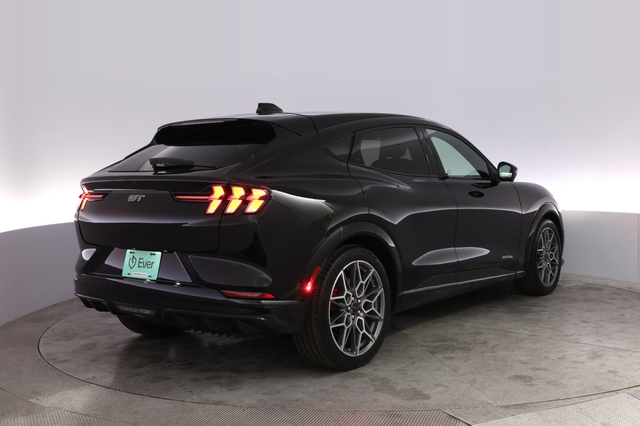 2025 Ford Mustang Mach-E