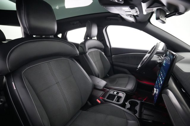 2025 Ford Mustang Mach-E — photo 18 of 27
