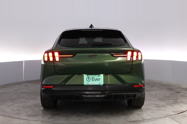 2025 Ford Mustang Mach-E