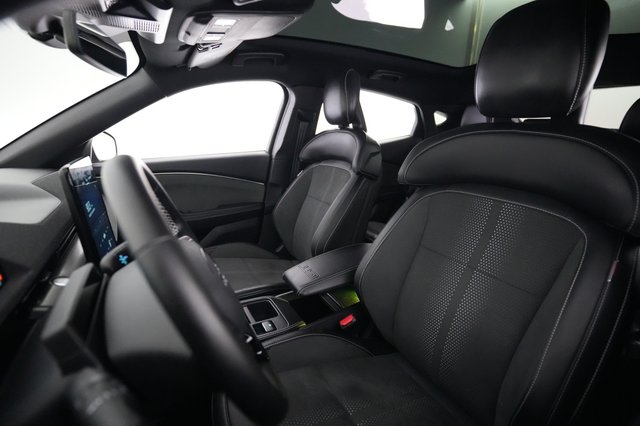 2025 Ford Mustang Mach-E — photo 3 of 25