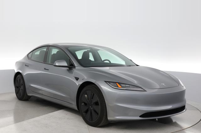 2025 Tesla Model 3 — photo 9 of 20
