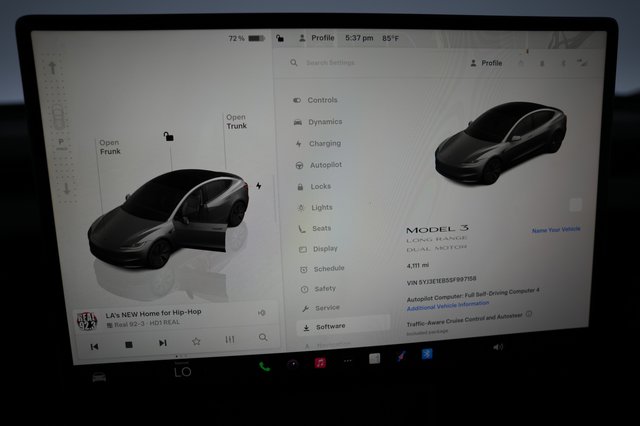 2025 Tesla Model 3 — photo 5 of 20