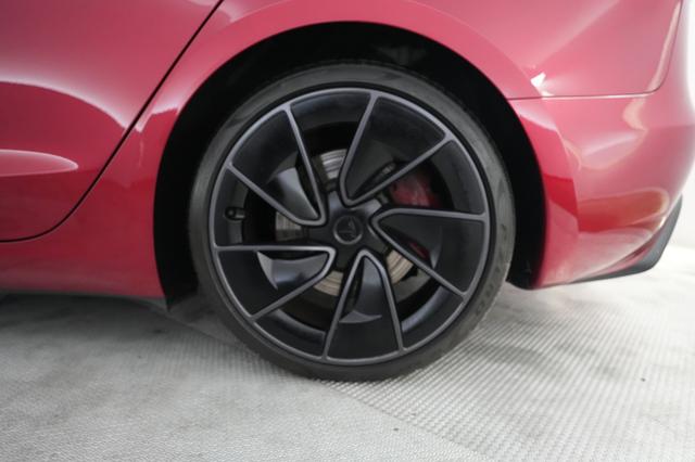 2025 Tesla Model 3 — photo 7 of 28