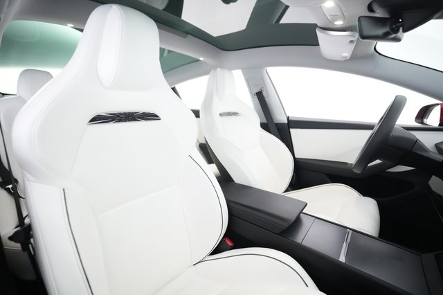 2025 Tesla Model 3 — photo 18 of 28