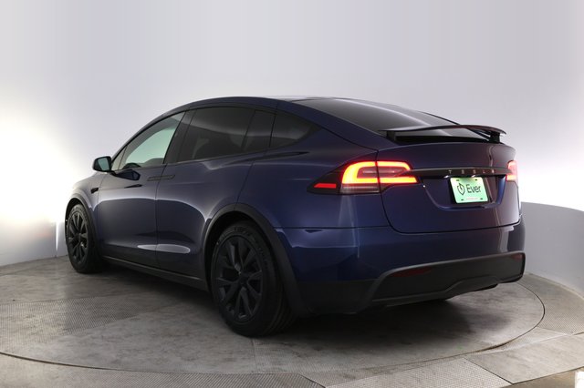 2023 Tesla Model X — photo 13 of 27