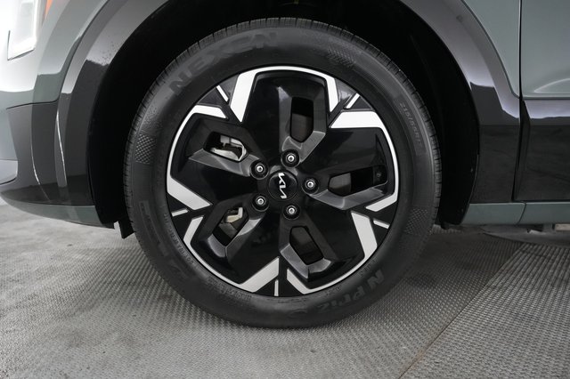 2023 Kia Niro EV — photo 15 of 24