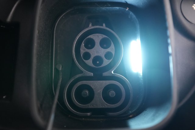2023 Polestar 2 — photo 8 of 23
