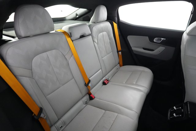 2023 Polestar 2 — photo 4 of 23