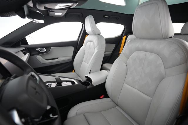 2023 Polestar 2 — photo 3 of 21