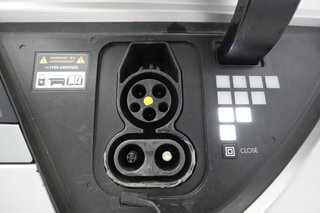 2023 Hyundai IONIQ 5 — photo 18 of 29