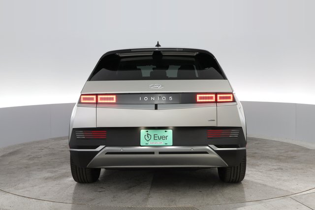 2023 Hyundai IONIQ 5 — photo 8 of 29