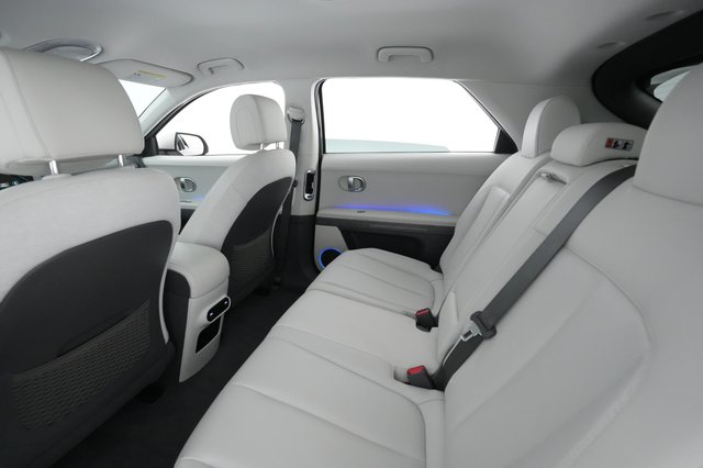2023 Hyundai IONIQ 5 — photo 16 of 29