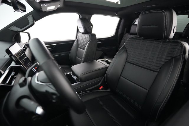 2024 GMC Sierra EV — photo 3 of 14