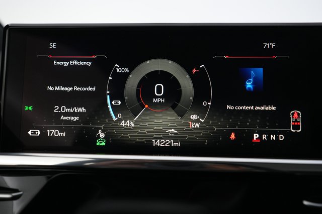 2024 GMC Sierra EV — photo 5 of 14