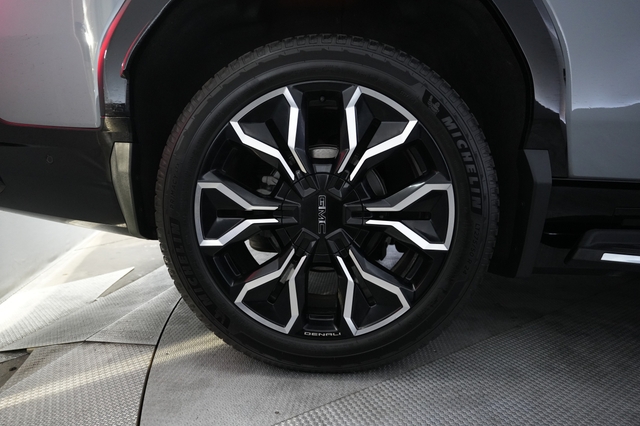 2024 GMC Sierra EV