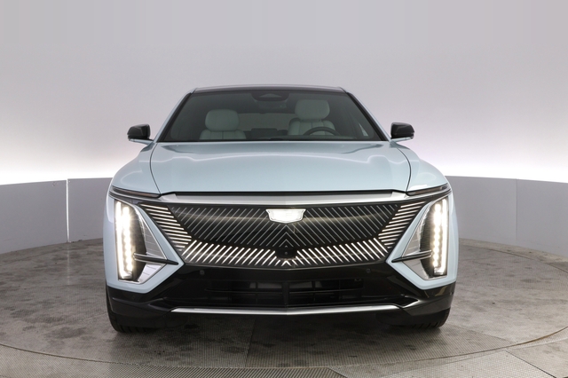 2024 Cadillac Lyriq