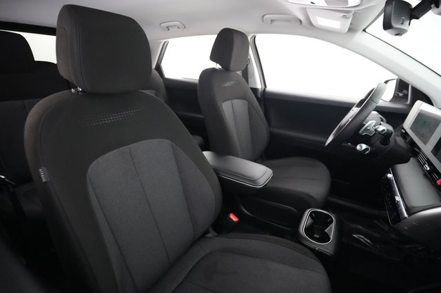 2024 Hyundai IONIQ 5 — photo 17 of 22