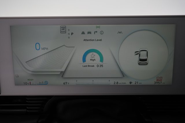 2024 Hyundai IONIQ 5 — photo 5 of 22