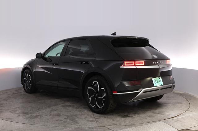 2024 Hyundai IONIQ 5 — photo 2 of 22