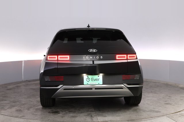 2024 Hyundai IONIQ 5 — photo 12 of 22
