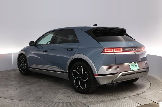 2024 Hyundai IONIQ 5 — photo 13 of 23
