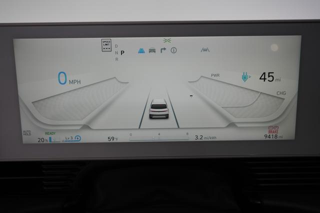 2024 Hyundai IONIQ 5 — photo 5 of 23