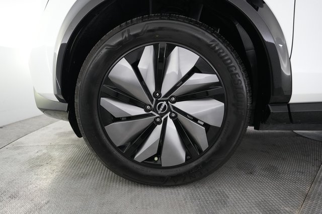 2025 Nissan Ariya — photo 15 of 22