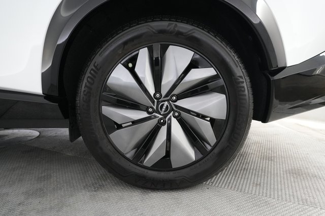 2025 Nissan Ariya — photo 7 of 22