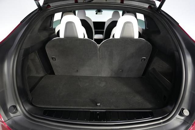 2023 Tesla Model X — photo 6 of 31