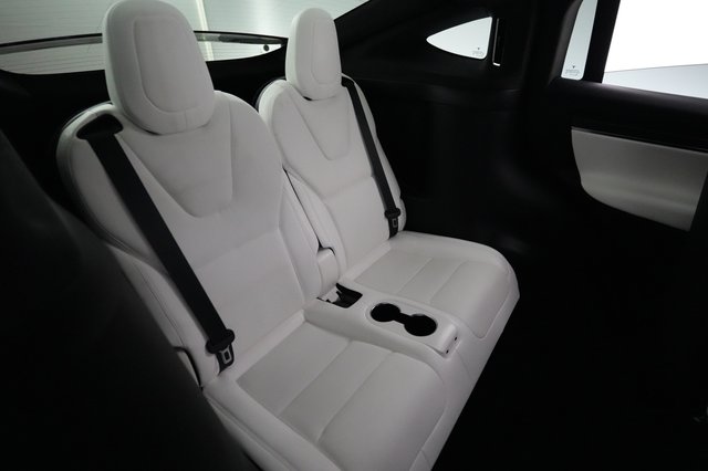 2023 Tesla Model X — photo 21 of 31
