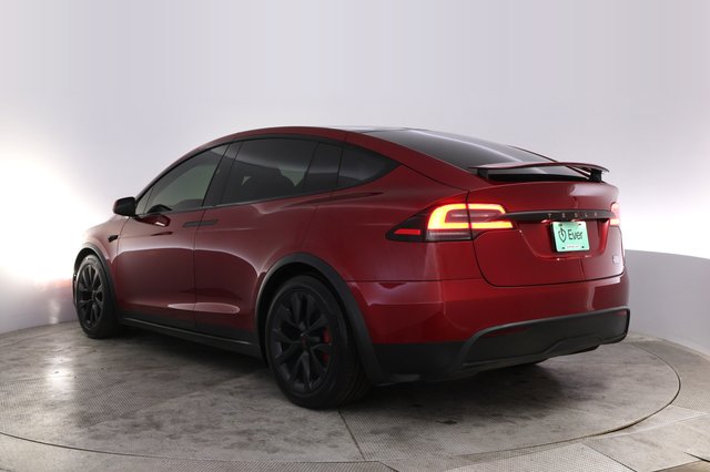 2023 Tesla Model X — photo 13 of 31